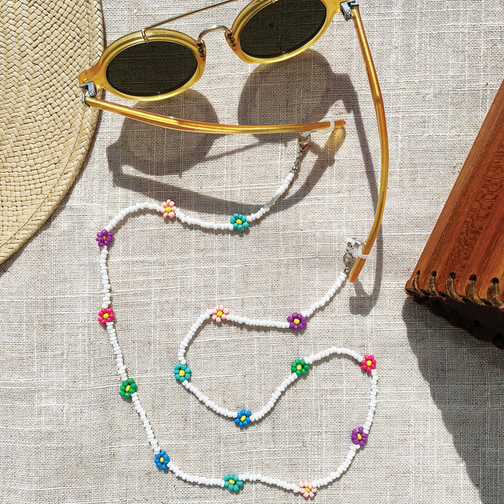 beaded sunglasses chain with sunglasses