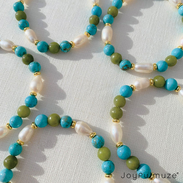 Turquoise Serpentine and Pearl Bracelet