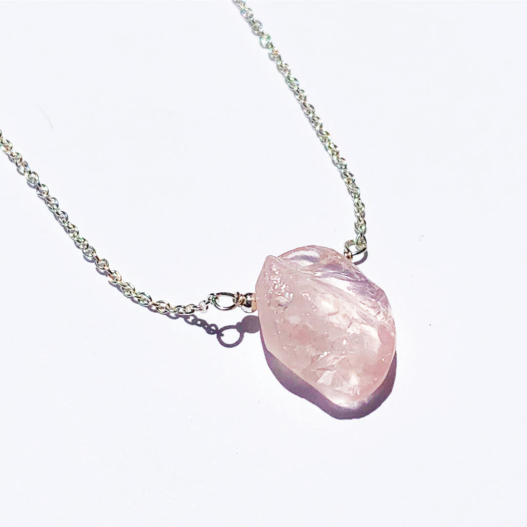 Minimalistic Raw Rose Quartz Necklace